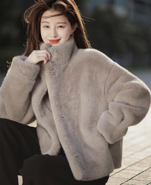 ORIGNAL&CO欧貂绒连帽马甲/大衣|老钱风的贵气之选，时髦与高级感，上身格外温暖【3-7天发货，周末顺延 商品图1