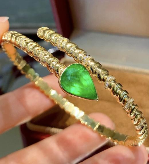 3.2ct 祖母绿手镯 商品图1
