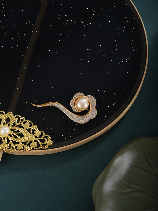 子佩集【云逸珠华】珍珠惜王妃胸针【XXXZ269】祥云镀金2602 商品图2