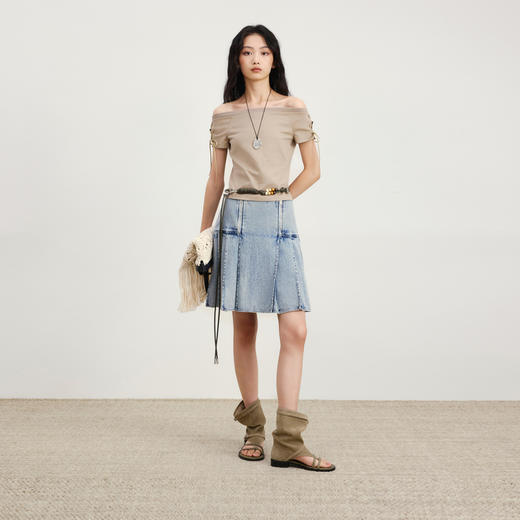 lost in echo2026春夏新款时髦一字肩绑带修身显瘦T恤短袖上衣 商品图0