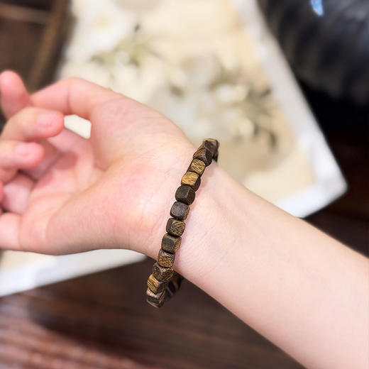 ²【沉香溯源-99沉小方糖单圈】3克+奇楠沉香手串 多样性发其一( 24小时鉴赏期 ) HM02-CRMM-DBCX 商品图2