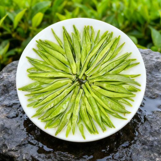 川红 2026新茶雀舌60g 买2盒送手提袋 商品图3