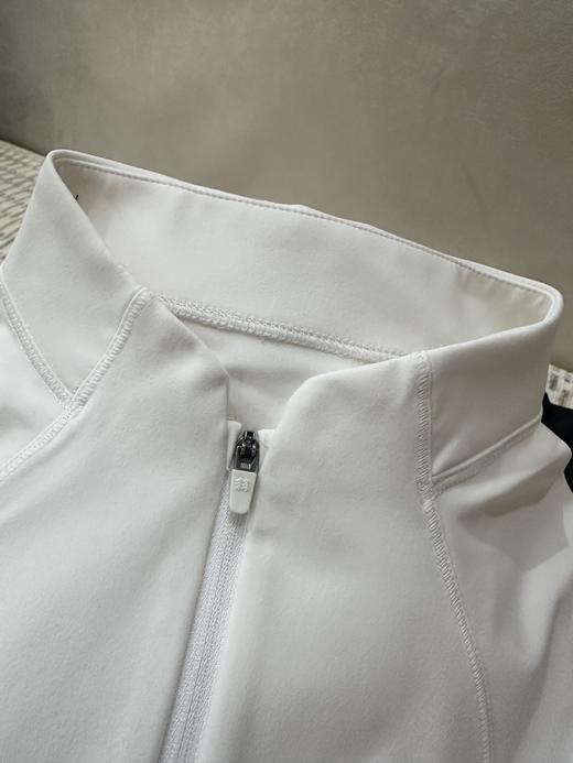 点此购买 可隆春秋季女士针织立领夹克户外运动徒步登山弹力外套 bk 341764 商品图9