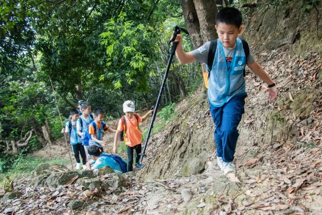 （黄埔）山野徒步挖水晶1日独立营