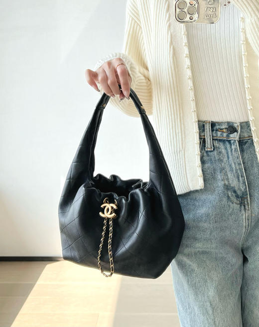 香奈儿26C Large hobo  嬉皮包 小号黑色 商品图7