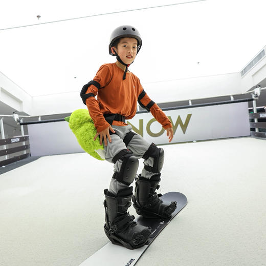 【雪乐山室内滑雪馆】三店可选！无限雪道、超燃超酷，还能亲子体验， 一起滑雪吧~ 商品图0