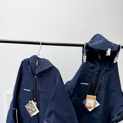 点此购买 猛犸象艾格Eiger极限Nordwand Advanced HS男款极限高级滑雪冲锋衣 hbj 341845 商品图4