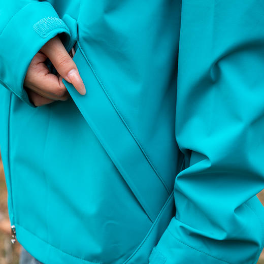 热卖！春季单冲！硬核三防！版型好！英国品牌 赛艇俱乐部REGATTA CLUB 情侣户外软壳冲锋外套 防水防风 舒适百搭 10色可选 RCCG26988 商品图6