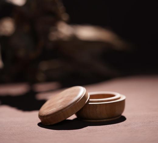 收藏级【印度迈索尔老山檀黑肉香粉罐】直径6.5cm 高3.5 | 大梦香堂 商品图1