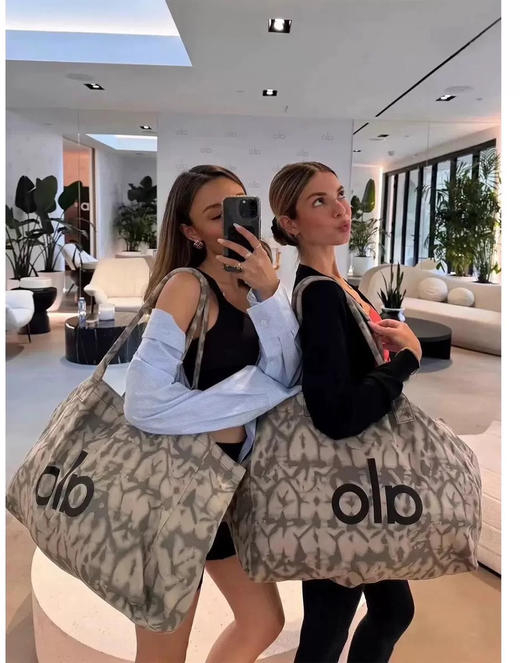 310-2 明星爆款 alo超大购物袋 商品图1