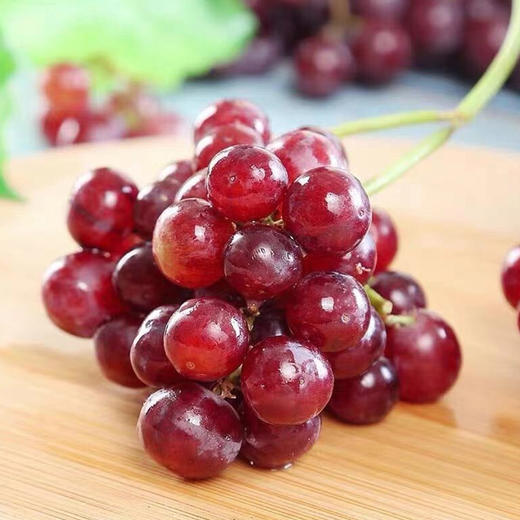 澳洲甜蜜庆典无籽红提2斤装 商品图3