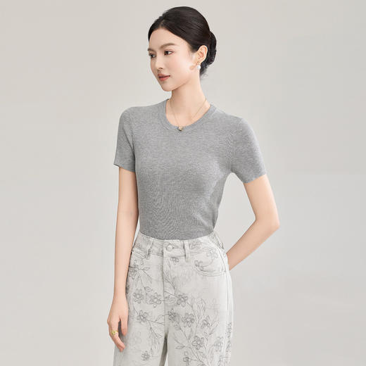 「高货wl」全新升级【铂金会员183/天猫249/差价66】(03002)洛诗琳气质羊毛混纺短袖上衣2026春夏新款正肩修身针织T恤 商品图2