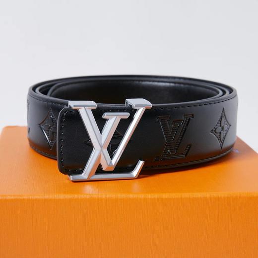 F031014男士好礼质感无敌耐磨耐造黑色时尚高温印花银色扣皮带 商品图1