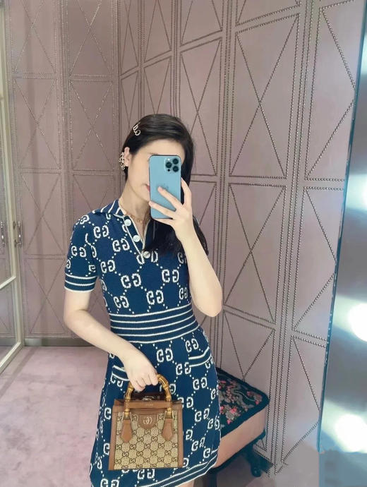 古驰深蓝翻领针织连衣裙 商品图1