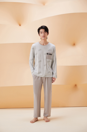 【第二件 0 元｜ 满2件 5 折】【秀黛】男圆领满印长袖套装男士春秋睡衣家居服S1550002T【门店同款】