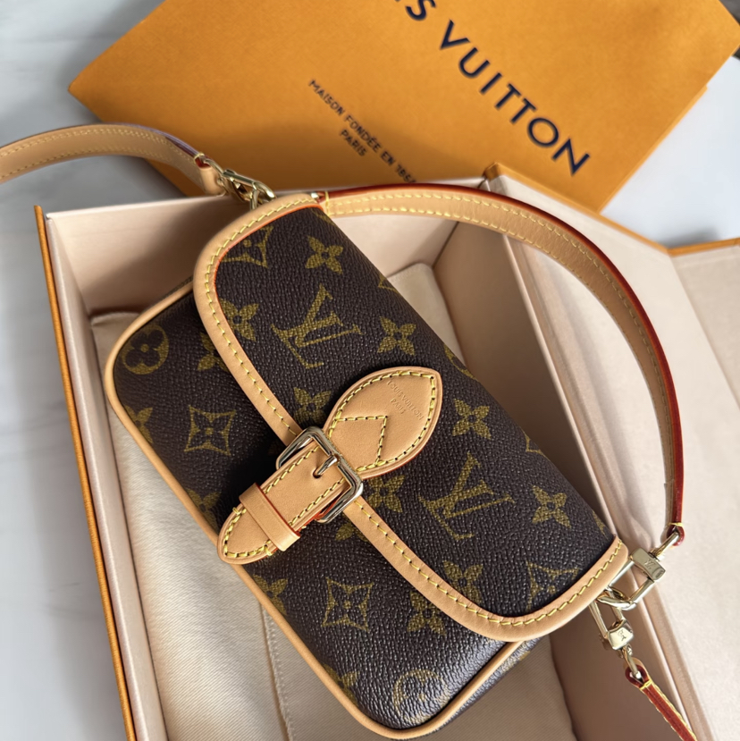 LV 新款 Nano Diane 老花 迷你法棍包 可可爱爱超百搭