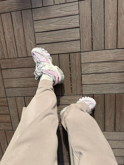 亏清 巴黎家 带灯款 更饱满立体轻便 廓形厚底老爹鞋 情侣款运动休闲鞋 商品图9