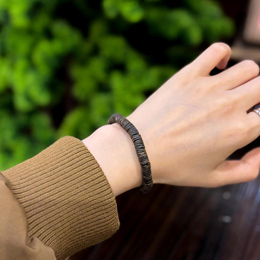 ²必入款【沉香溯源-沉水级】6.7mm沉水片片珠单圈手串5克+ 奇楠沉香 高油随形 多样性发其一( 24小时鉴赏期 ) HM02-CRMM-DBCX（HOT） 商品图2