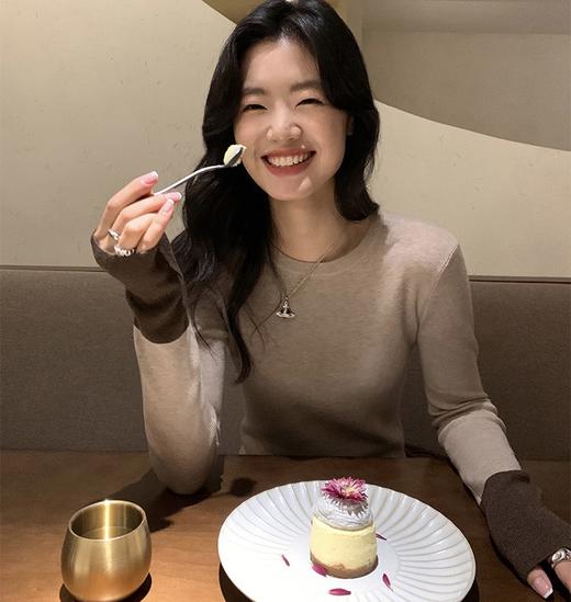 【穿了细糠！真的很难再接受别的！】百搭撞色打底毛衣 藏肉修身还保暖 商品图2