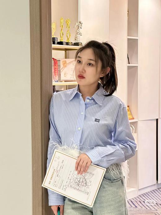 F031018新款小标字母Logo柔软舒适时尚简约青春活力休闲条纹衬衫上衣 商品图12