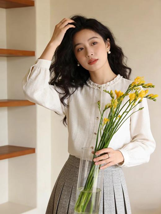 F031001早春新款法式气质百搭亚麻木耳边立领长袖衬衫 商品图10