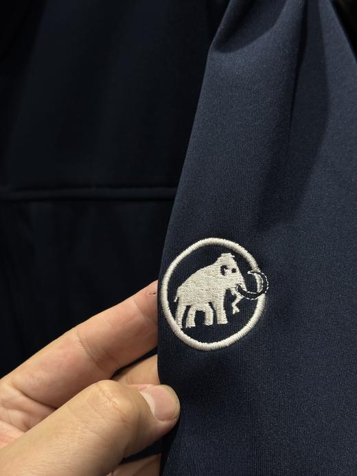 点此购买 猛犸象春秋季女士VIII八代户外GTX软壳夹克 ss 341798 商品图7