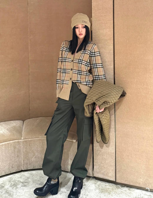 巴宝莉 2026春夏 橄榄绿工装裤（MM） 商品图3