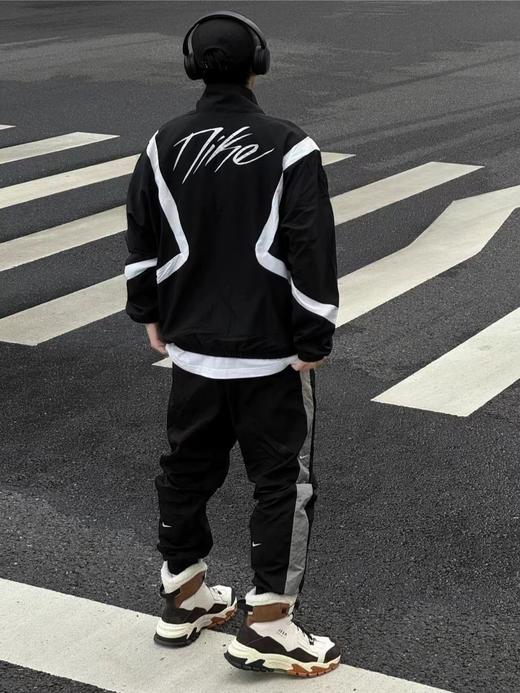 F031057复古运动立领拉链设计拼色logo印花长袖夹克外套男款 商品图9