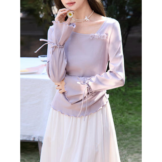 鹿向南「紫绡花语」紫色长袖斜领T恤女春季高级好看打底内搭上衣 商品图3