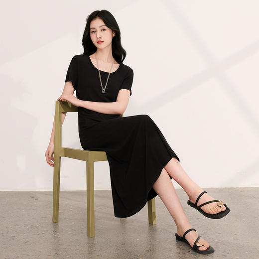 三彩2026夏季新款简约复古方领休闲直筒裙连衣裙短袖长裙小黑裙M 商品图1