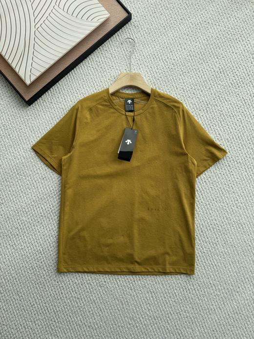 点此购买 迪桑特DUALIS系列都市通勤男士TOUGH短袖运动休闲T恤  HGN 341829 商品图3