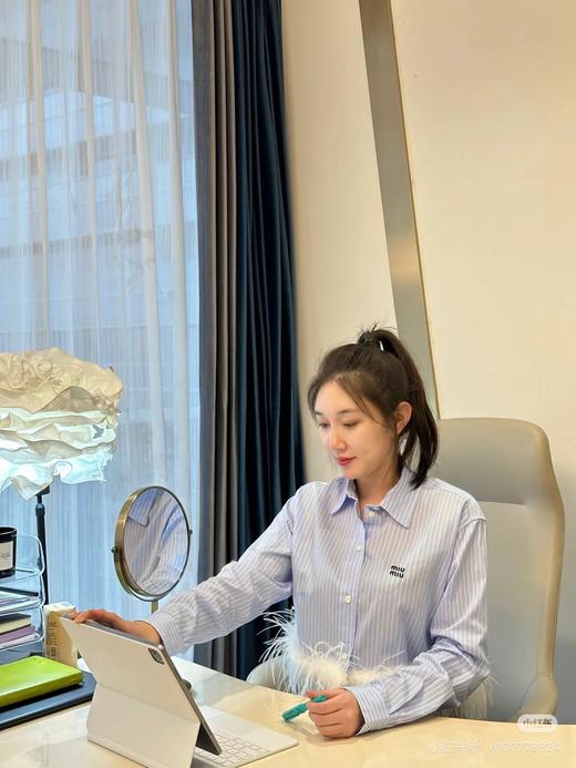 F031018新款小标字母Logo柔软舒适时尚简约青春活力休闲条纹衬衫上衣 商品图14