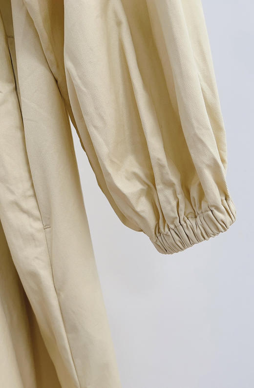 310-3 排他性独家圆正 设计感 helas蝴蝶结系带 风衣式连衣裙 商品图11