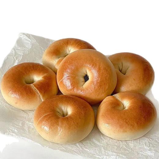 【多种口味❗️全麦贝果面包】表皮紧实有嚼劲，内部松软，夹心饱满，每一口都能吃到充足馅料，口感层次分明，，多种口味无蔗糖代餐早餐粗粮健身零食主食QQ 商品图4