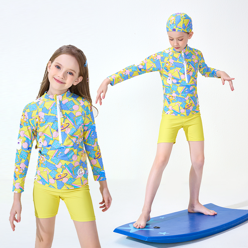 清仓速抢！【儿童泳衣丨oribigo泳衣泳袍大合集】面料亲肤舒适，有效阻隔紫外线，大面积保护娇嫩肌肤，紧密缝线，做工精致，大动作无束缚，海边度假，游泳均可穿~