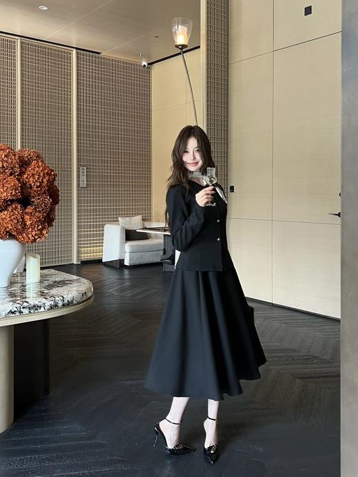 Lp新款🖤极简前后两穿套装 商品图2