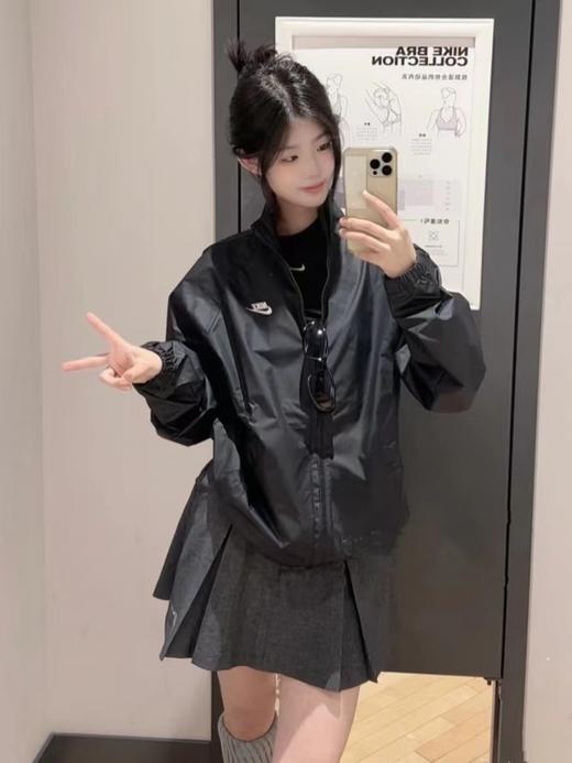 F031056男子宽松插肩防水夹克新款叠搭网眼刺绣舒适外套 商品图7