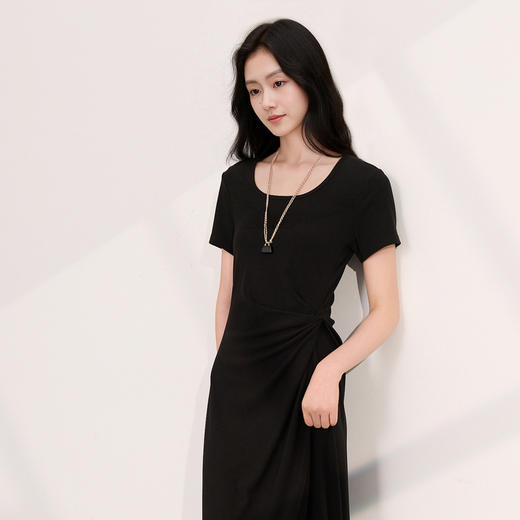 三彩2026夏季新款简约复古方领休闲直筒裙连衣裙短袖长裙小黑裙M 商品图2