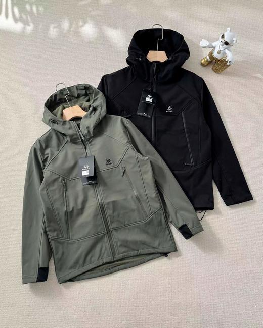 F031041户外情侣款连帽加绒软壳冲锋衣外套防风防水连帽夹克 商品图0