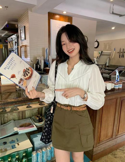 F031005春季新款一眼聚焦法式温柔镂空水溶花边V领长袖衬衫 商品图4