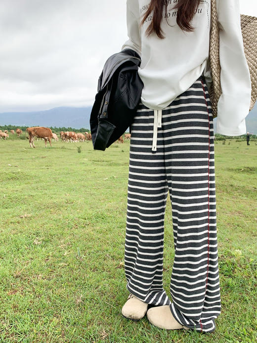 【110元任选2件】现货！慵懒风英文印花圆领长袖T恤 商品图6