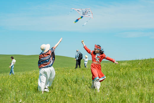 3.19开售首发减1000！中国草原天花板！2026暑假【北境牧歌】呼伦贝尔大环线7天6晚亲子营，私家牧场Glamping，大兴安岭森林游牧，鄂温克撸驯鹿，马背驰骋，奇遇童话世界！全程旅拍，高赞好评 商品图3