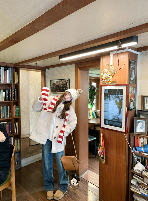 【110元任选2件】现货！韩系苹果印花加绒打底衫 商品图12