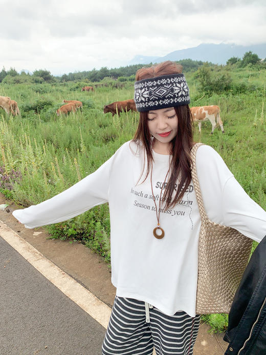 【110元任选2件】现货！慵懒风英文印花圆领长袖T恤 商品图9