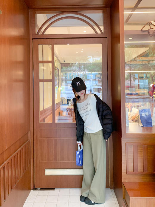 【110元任选2件】现货！韩系一字领长袖t恤 商品图5