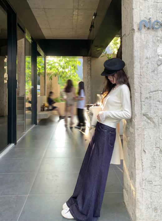 【110元任选2件】现货！ 韩系白色v领针织衫 商品图6