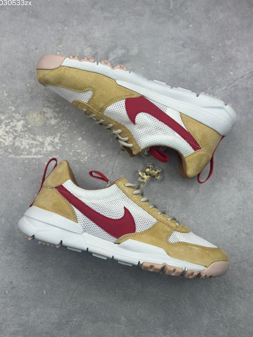 春季特惠💰340 Tom Sachs x NK Craft Mars Yard 2.0 联名宇航员神游太空百搭休闲运动透气慢跑鞋 “复古做旧黄红勾” 权志龙同款 商品图4