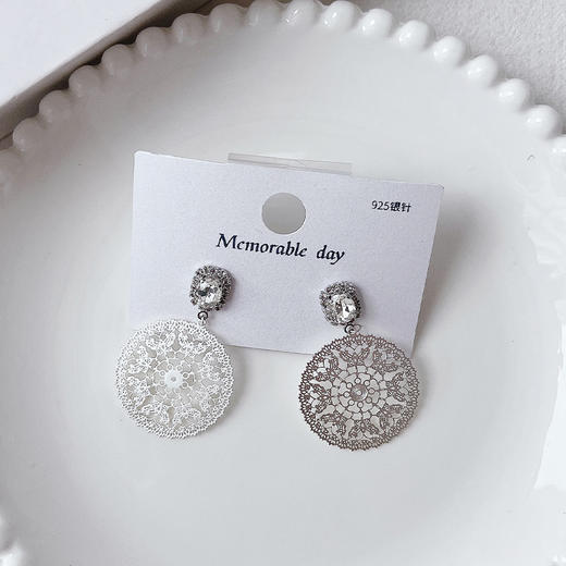 服复古镂空银针耳环气质大气-纪念日百货门店同款168198006 商品图4