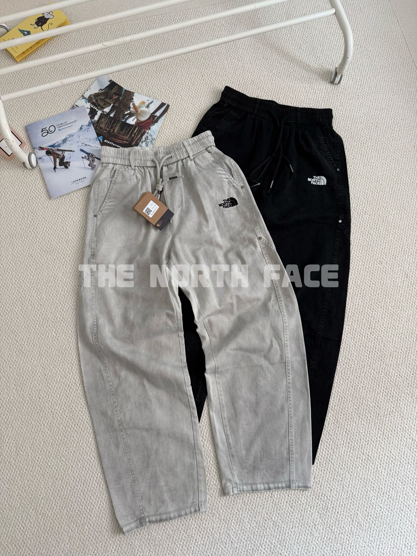 北面UE男款针织弯刀廓形牛仔休闲裤