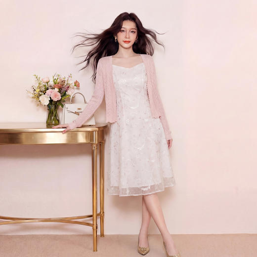 奢姿大码女装2026夏季胖妹妹针织开衫温柔粉蕾丝吊带裙套装两件套9962960029AB 商品图1